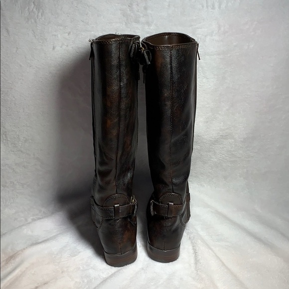 Boots - Picture 5 of 7